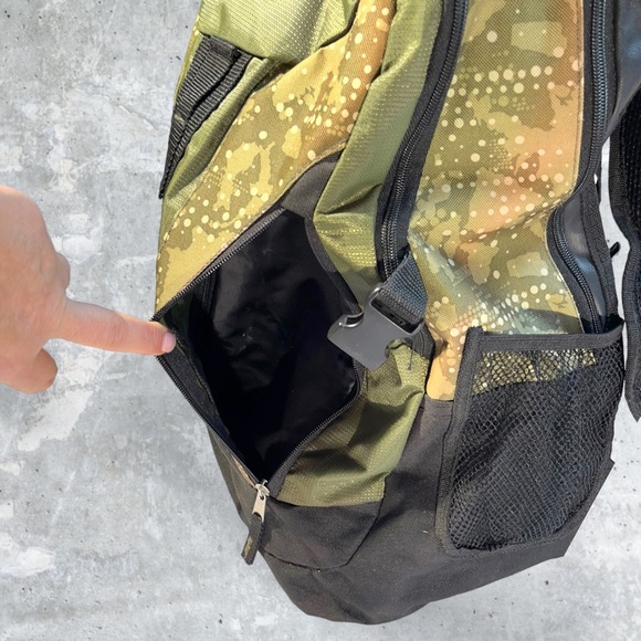 Green Camouflage Backpack Camo - Picture 7 of 16